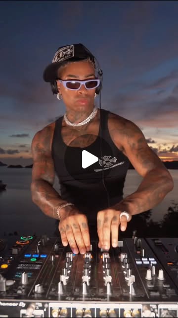 Ronny J - Artist Management